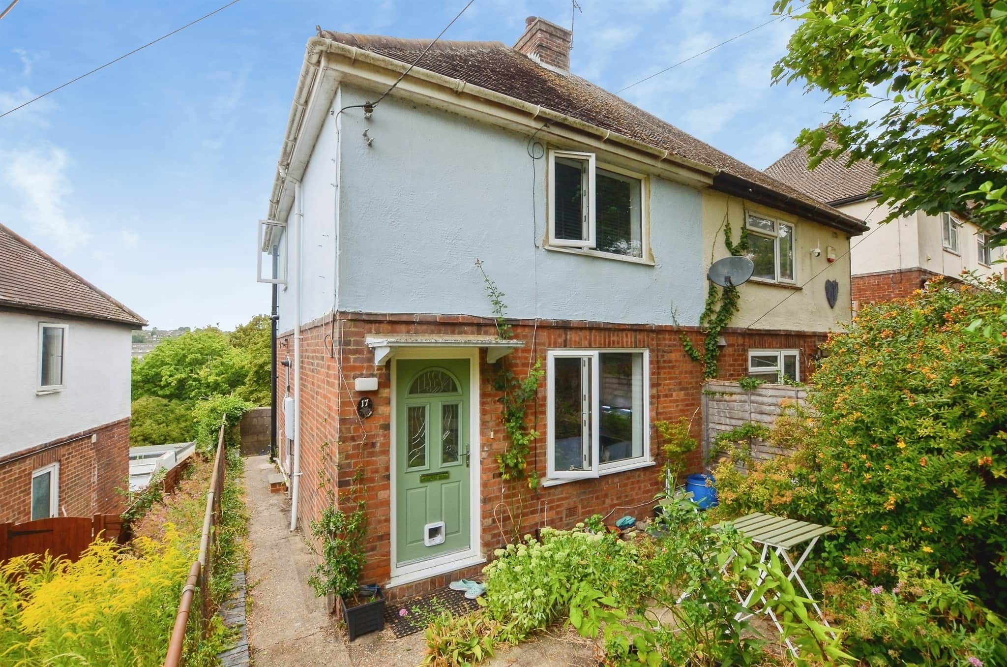 Property photo 0